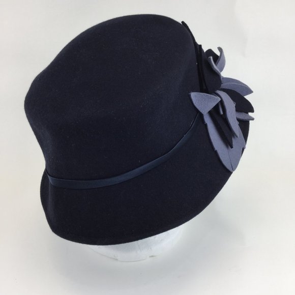 Designer multi fabric cut floral band trim hat - Picture 5 of 7